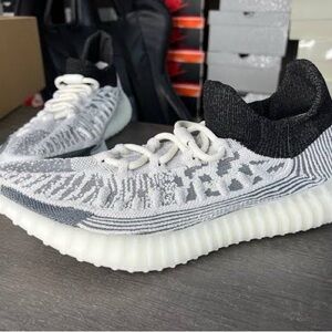 Yeezy 350 V2 CMPCT - Compact